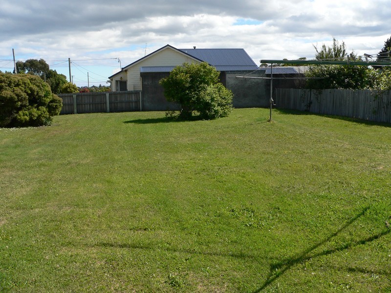 244 Flinders Street, Beauty Point TAS 7270