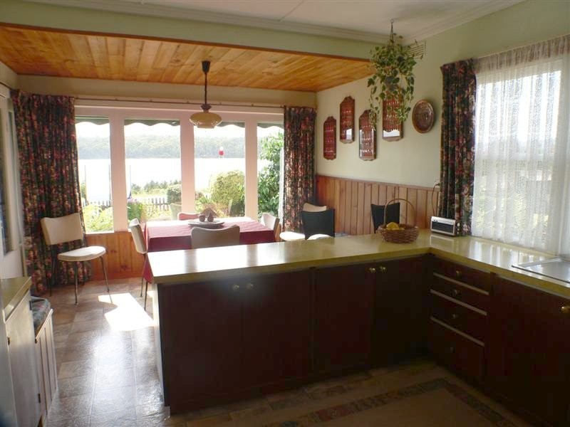 143 Gravelly Beach Road, Blackwall TAS 7275