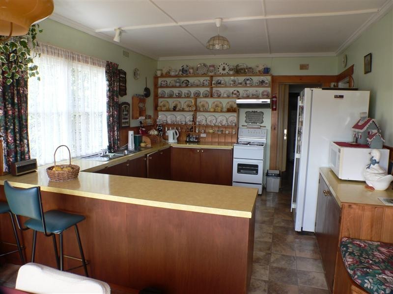 143 Gravelly Beach Road, Blackwall TAS 7275