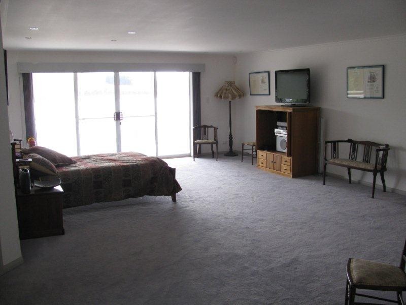 18 Paringa Avenue, Lanena TAS 7275