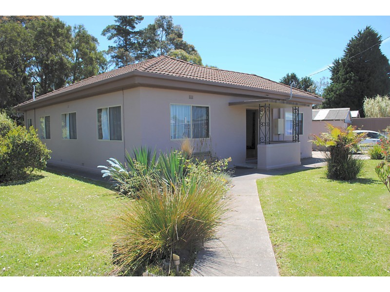 14 West Arm Road, Beauty Point TAS 7270