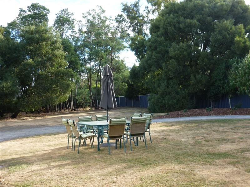 4 Carl Court, Swan Point TAS 7275