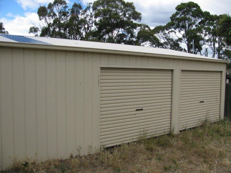 25 Beach Road, Gravelly Beach TAS 7276