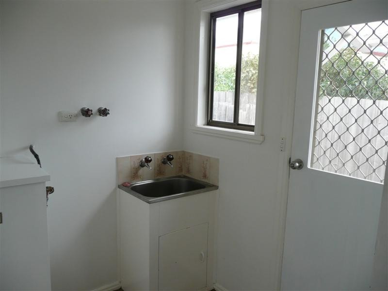 2/164 Weld St, Beaconsfield TAS 7270