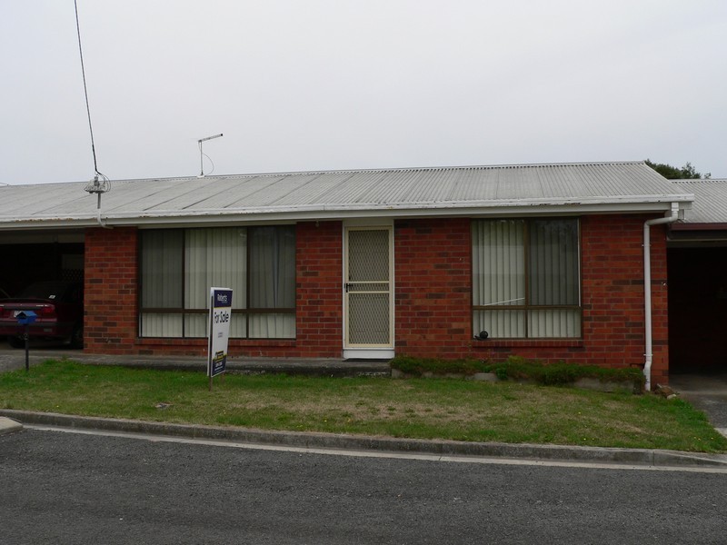 2/164 Weld St, Beaconsfield TAS 7270