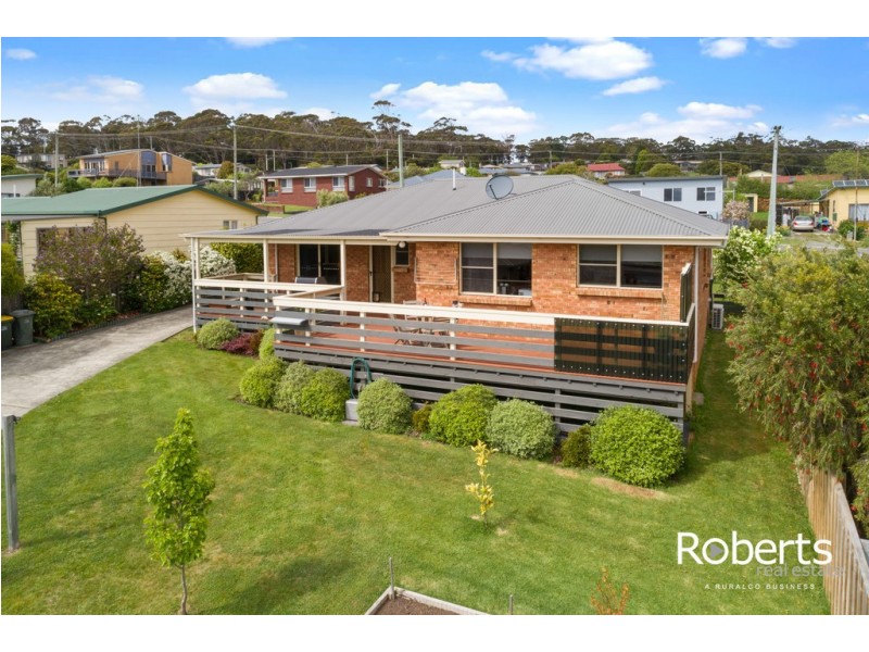 10 Ernest Street, Beauty Point TAS 7270