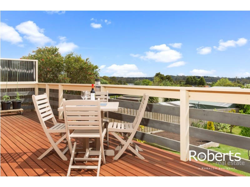 10 Ernest Street, Beauty Point TAS 7270