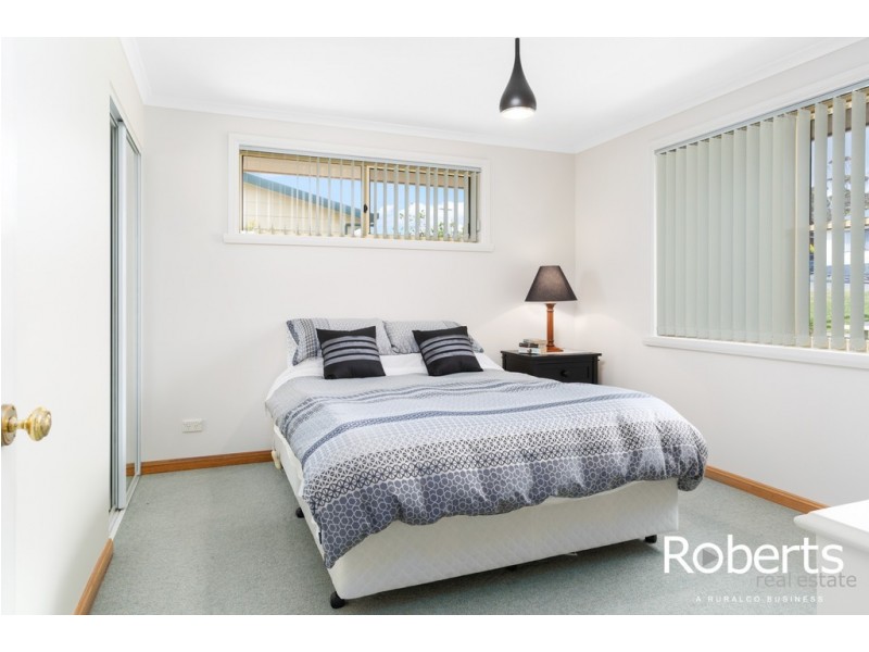 10 Ernest Street, Beauty Point TAS 7270