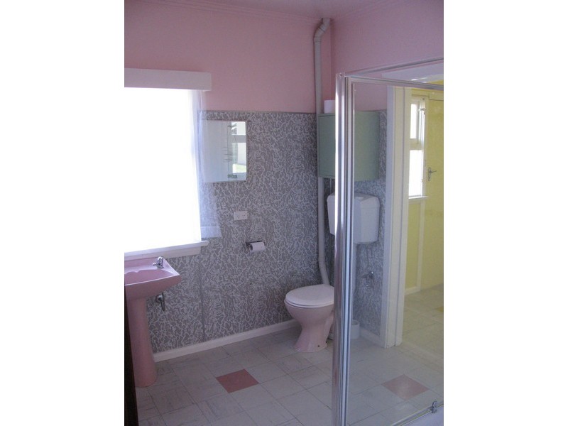 39 Napier Street, Beauty Point TAS 7270