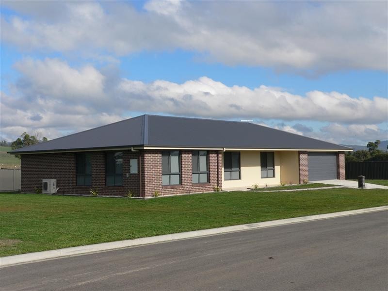 1 Lempriere Avenue, Beauty Point TAS 7270