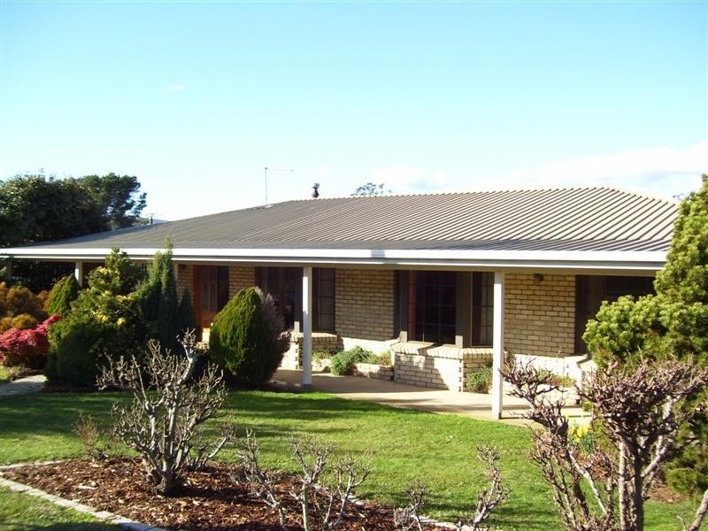 10-12 Taree Cresent, Gravelly Beach TAS 7276