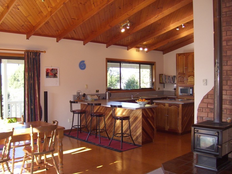 10-12 Taree Cresent, Gravelly Beach TAS 7276