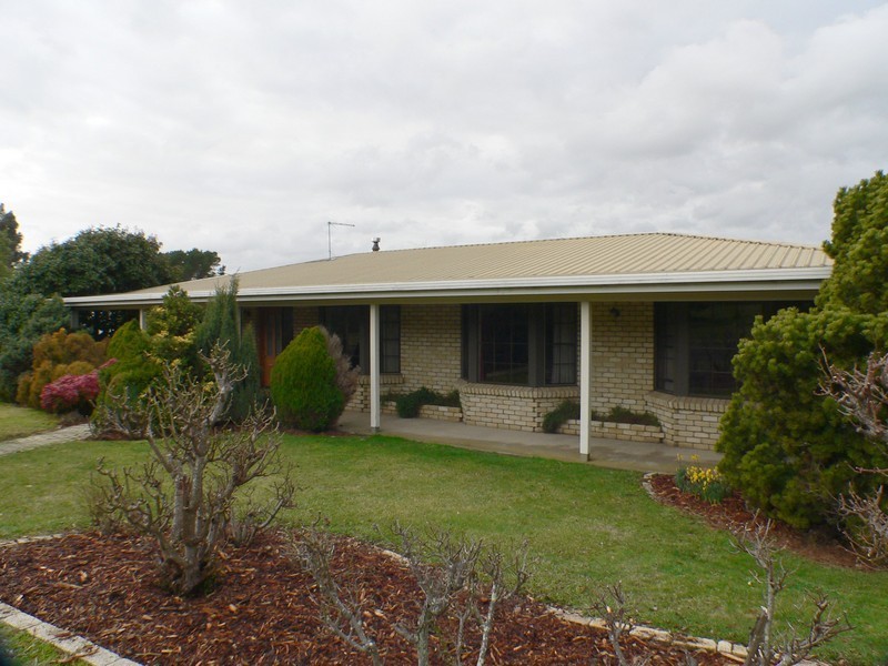 10-12 Taree Cresent, Gravelly Beach TAS 7276