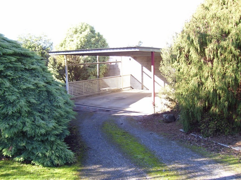 10-12 Taree Cresent, Gravelly Beach TAS 7276