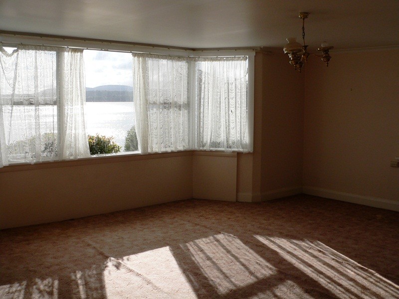 219 Flinders Street, Beauty Point TAS 7270