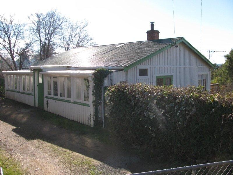 18 Main Road, Lanena TAS 7275