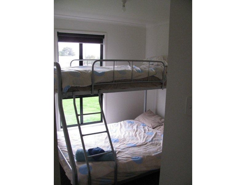 1/2 Shaw Street, Beaconsfield TAS 7270