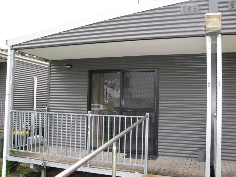 2/70 Shaw Street, Beaconsfield TAS 7270