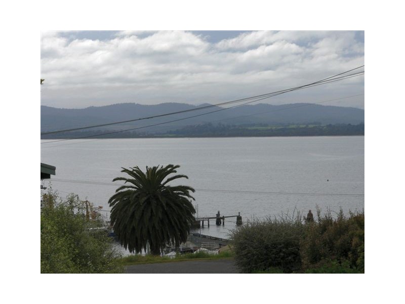 91 Robert Street, Beauty Point TAS 7270