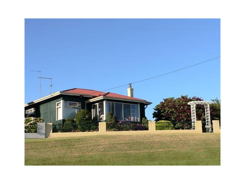 217 Flinders Street, Beauty Point TAS 7270