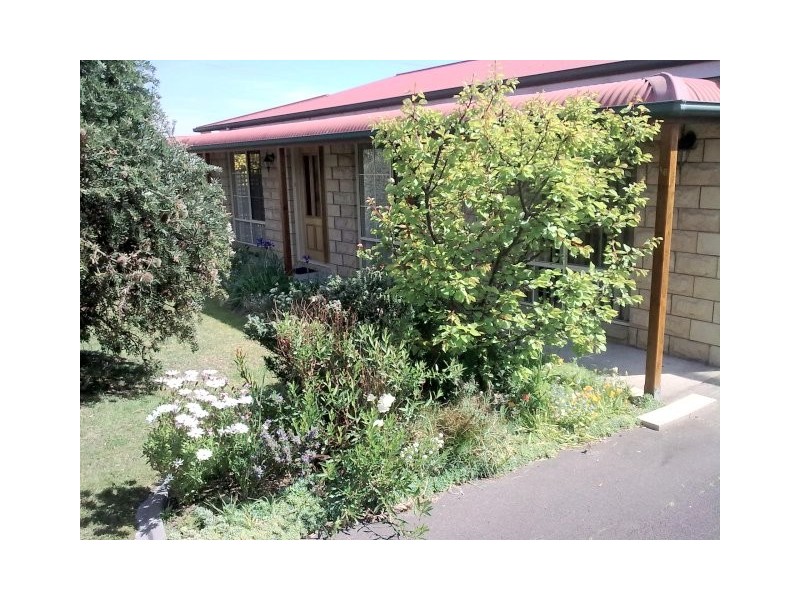 16 Garrett Street, Beauty Point TAS 7270