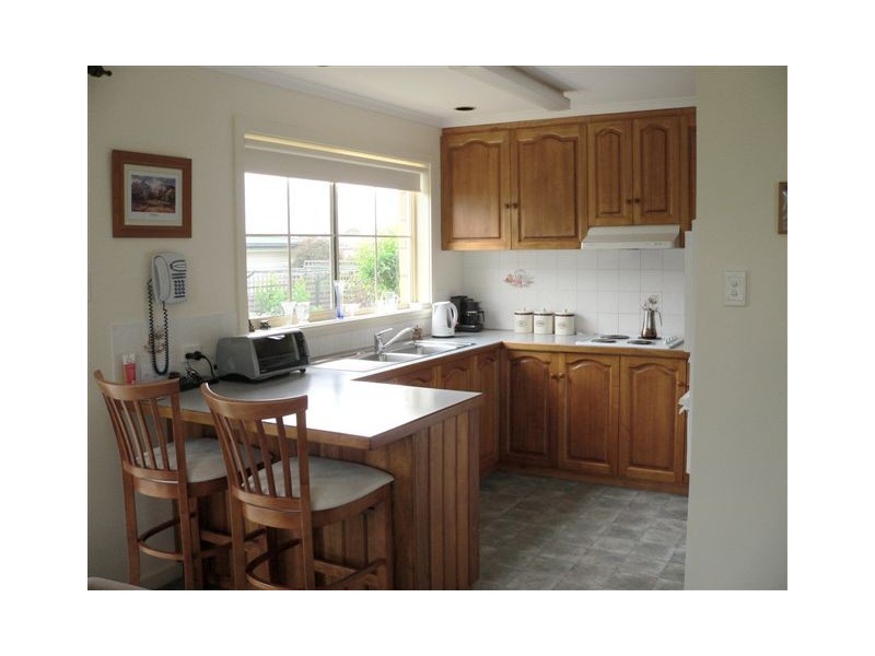 16 Garrett Street, Beauty Point TAS 7270