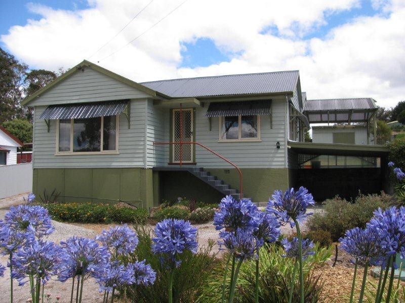2581 West Tamar Highway, Exeter TAS 7275