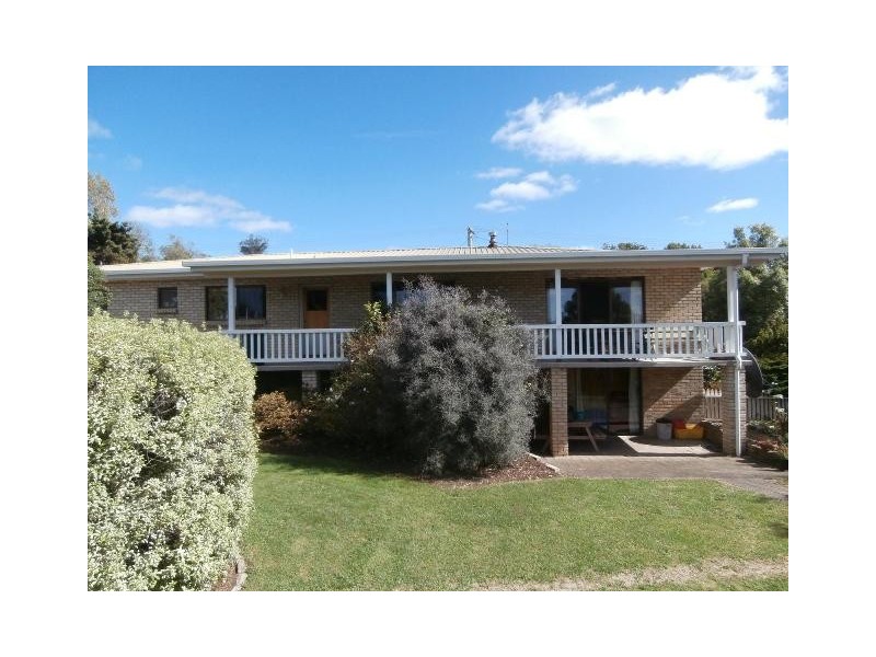 10-12 Taree Crescent, Gravelly Beach TAS 7276
