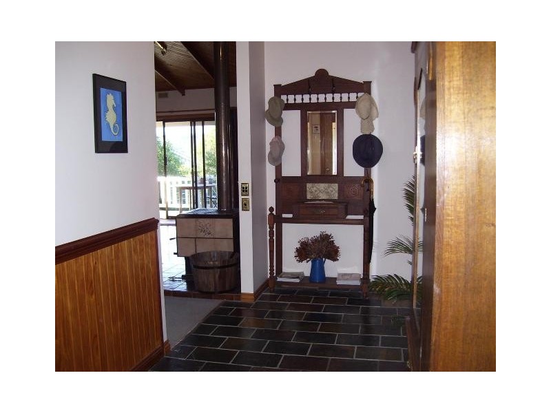 10-12 Taree Crescent, Gravelly Beach TAS 7276