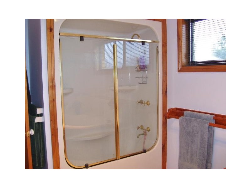 10-12 Taree Crescent, Gravelly Beach TAS 7276