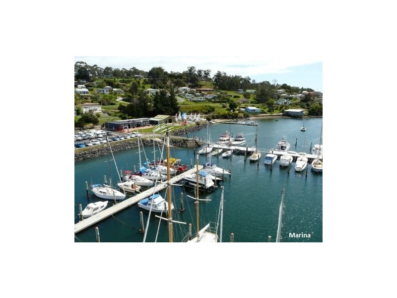 26 Flinders Street, Beauty Point TAS 7270