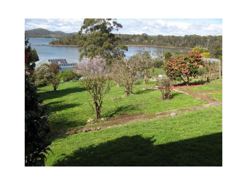 26 Flinders Street, Beauty Point TAS 7270