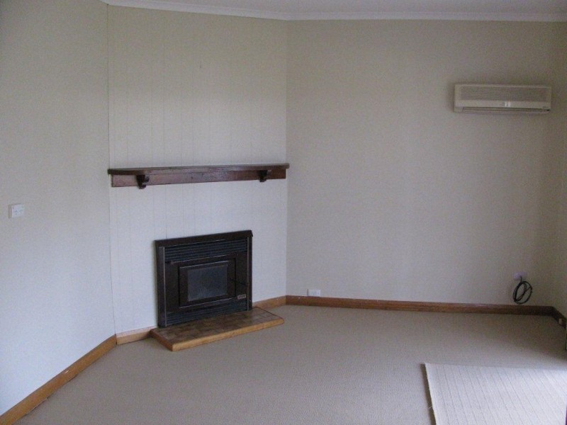 9 Clarke Street, Beauty Point TAS 7270