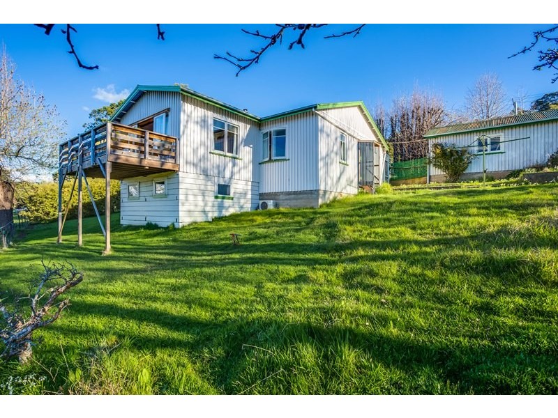 18 Main Road, Lanena TAS 7275