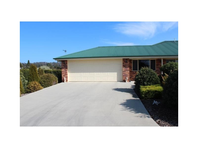 10 Chaplins Lane, Gravelly Beach TAS 7276