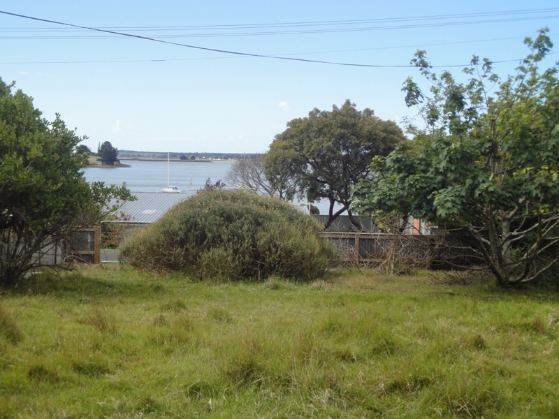 124 Sunset Boulevard, Clarence Point TAS 7270