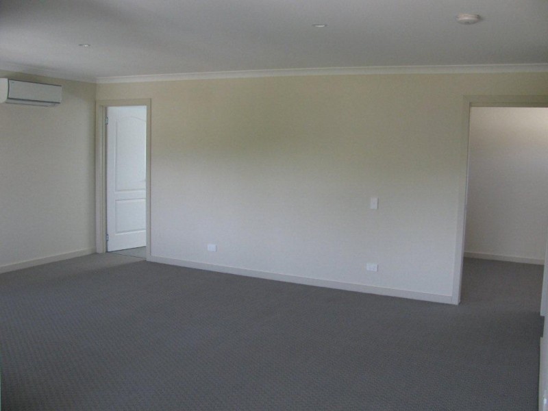 2/70 Gravelly Beach Road, Blackwall TAS 7275