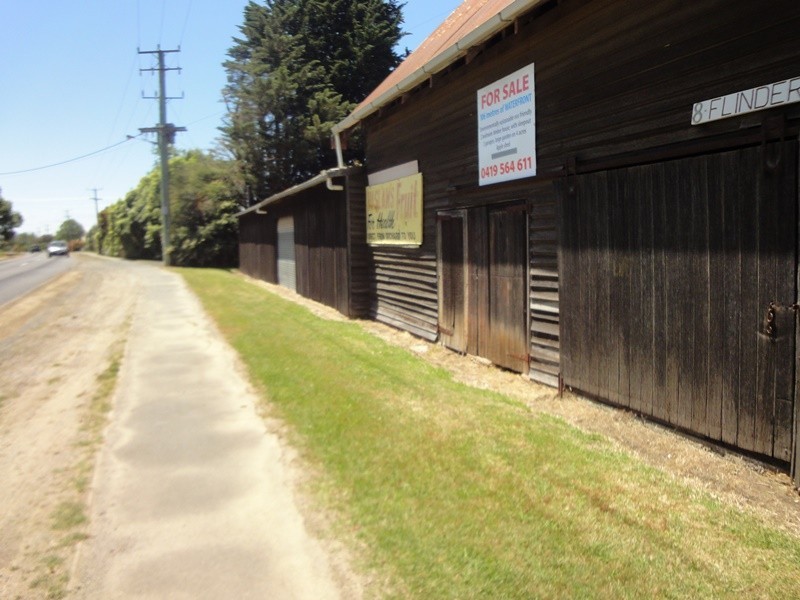 8 Flinders Street, Beauty Point TAS 7270