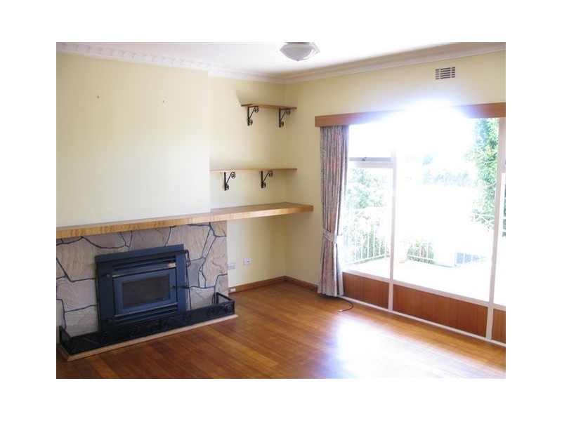 39 Napier Street, Beauty Point TAS 7270