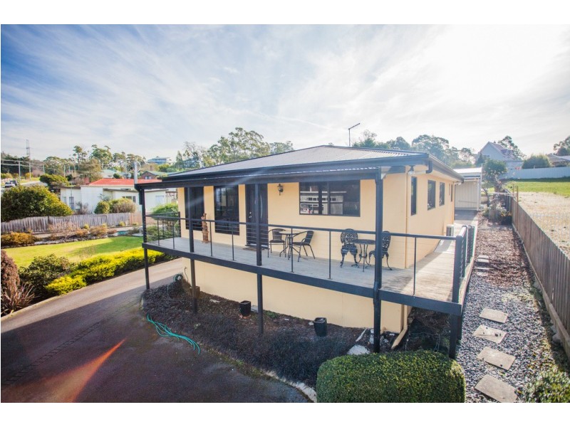 77 Gravelly Beach Rd, Blackwall TAS 7275