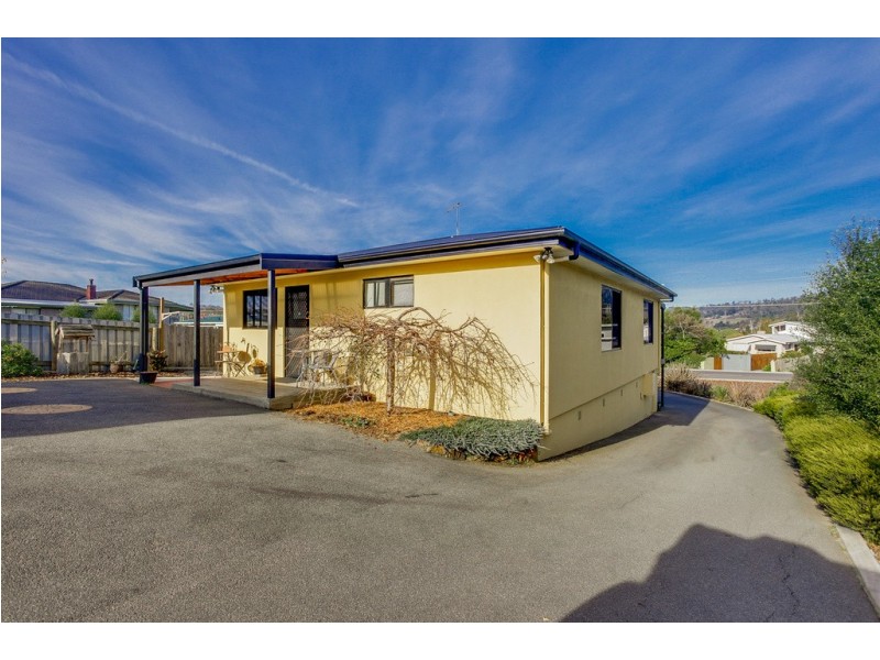 77 Gravelly Beach Rd, Blackwall TAS 7275
