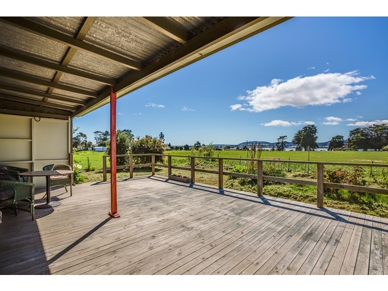 255 Bevic Road, Clarence Point TAS 7270
