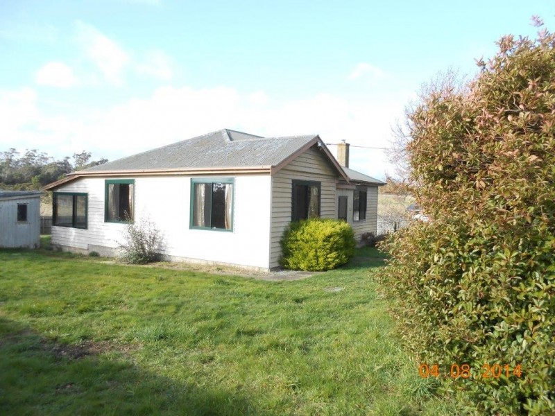 77 Clarks Road, Rowella TAS 7270