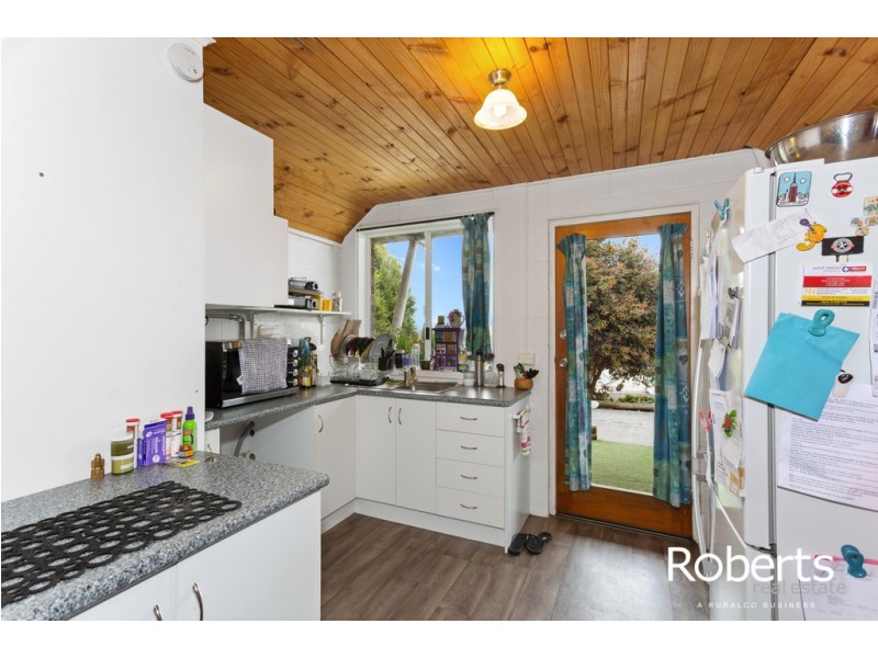 14 Brooklyn Street, Beaconsfield TAS 7270