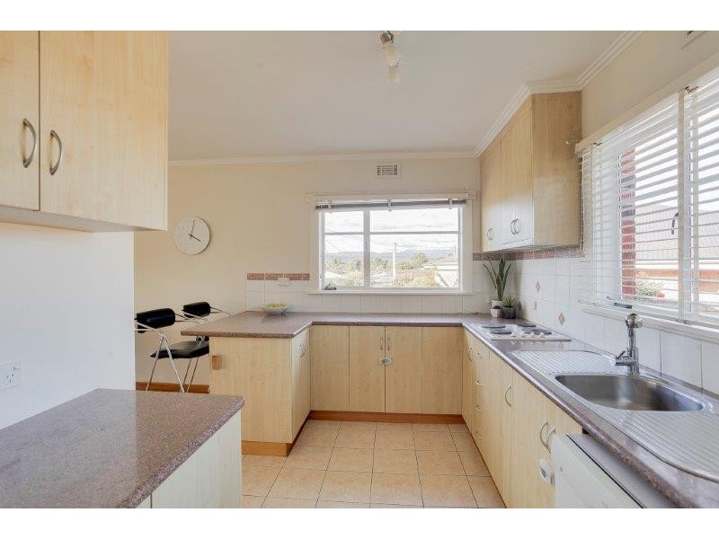 10 Fairway Crescent, Riverside TAS 7250