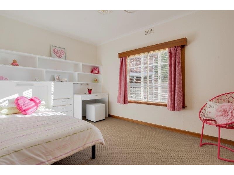 10 Fairway Crescent, Riverside TAS 7250