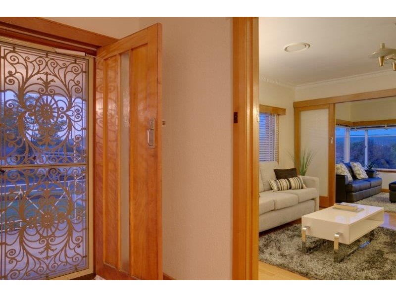 10 Fairway Crescent, Riverside TAS 7250