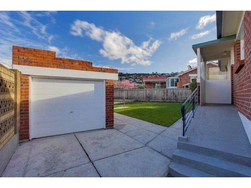 10 Fairway Crescent, Riverside TAS 7250