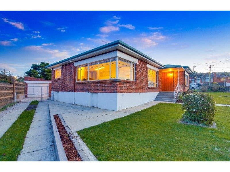 10 Fairway Crescent, Riverside TAS 7250