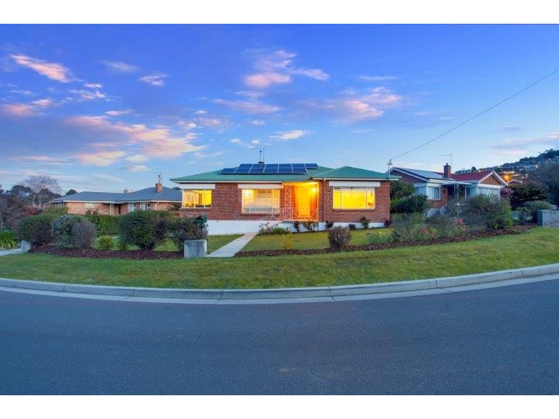 10 Fairway Crescent, Riverside TAS 7250